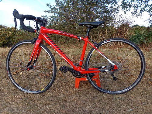 Specialised allez road bike - specialised,