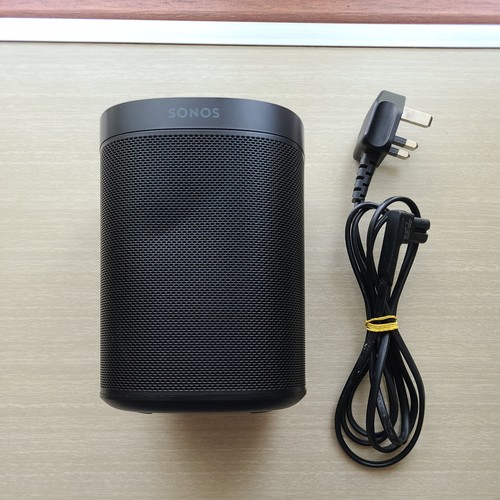 Sonos one black - one,