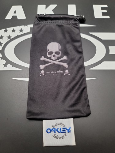 Rare oakley small - 💥,