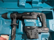 Makita 40VMax XGT SDS Max Demolition Hammer Body Only Soft Start HM001