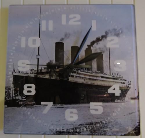 Titanic clock 10 - titanic, x