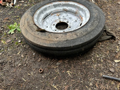 Tractor front tyre 600x16 21 - ,
