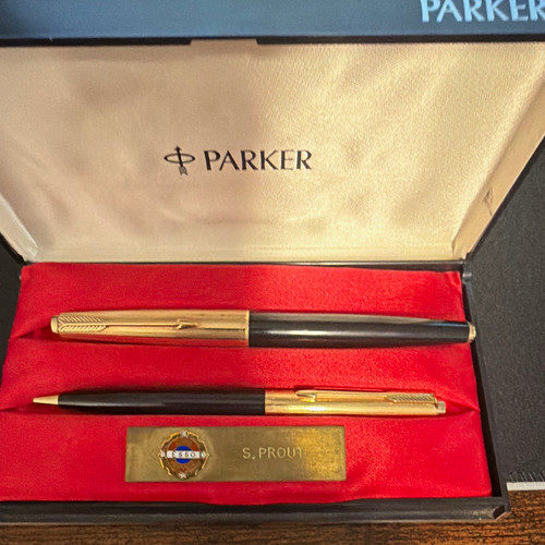 Parker vintage metal pen - vintage,