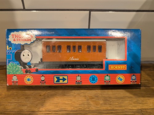 Hornby thomas friends annie - &,