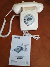 Retro Style Push Button Telephone 