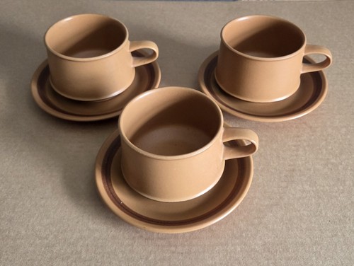 Purbeck pottery toast - x,