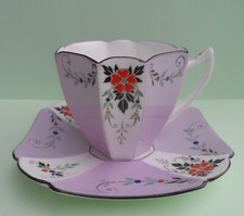 A Shelley "Coral Flower"