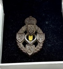ORIGINAL REME WW2 BAKELITE