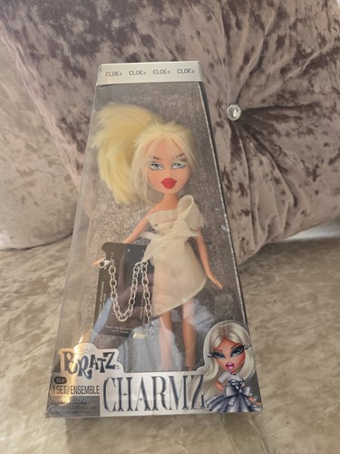 Bratz charmz cloe fashion doll - bratz,