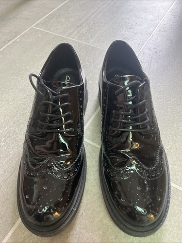 Clarks black patent leather - black,