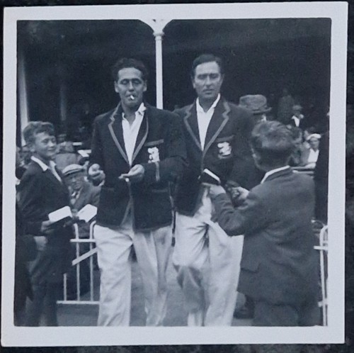 Trevor bailey denis compton - bailey,