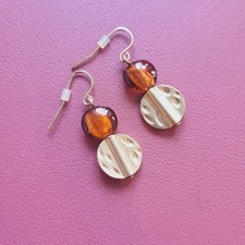 Gold tone drop dangle earrings pierced retro amber bead hook pre-owned 3.5cm