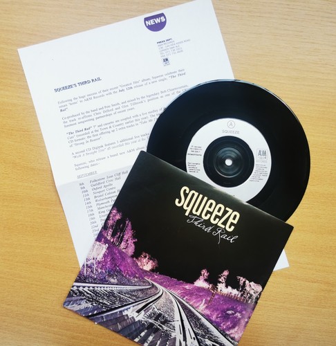 Squeeze third rail - third, /