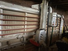 Striebig Compact. Panel Saw. Vertical Wall Saw. Extractor 240v Voltage Converte