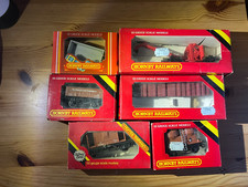 6 x HORNBY 00 gauge WAGONS -
