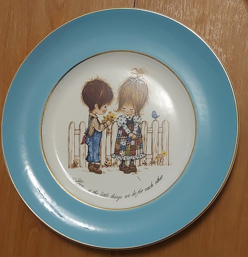 Love plate vintage - love, is