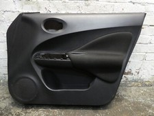 2017 NISSAN JUKE VISIA F15 1.6 PETROL MK1 5DRS FRONT RIGHT SIDE DOOR CARD