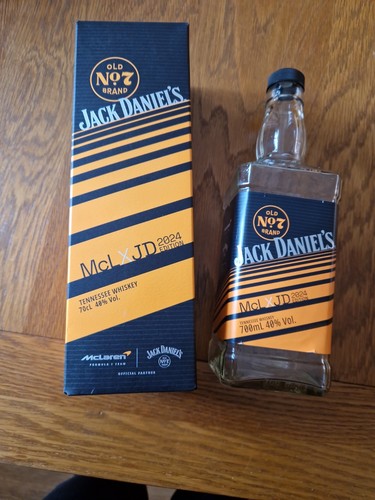 Jack daniels mclaren team - daniels,