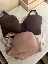 Size 2 x XL No Wire Set Of 2 Bras (never Worn Only Tried One On)