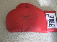 MARVIN HAGLER SIGNED EVERLAST