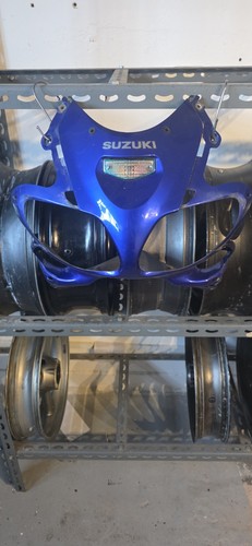 Suzuki sv650s front centre - suzuki,