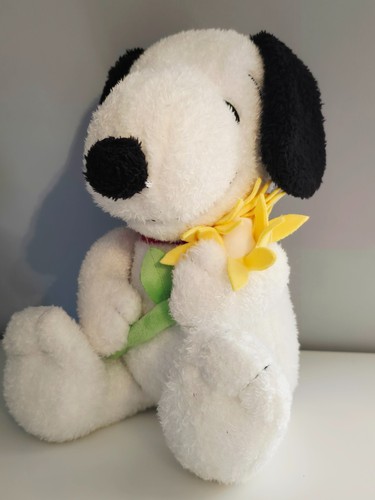 Miniso peanuts snoopy plush - peanuts,