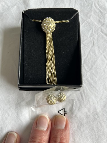 Avon gold tone - tone, necklace