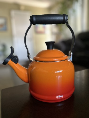 Creuset whistling 25 qt - le,