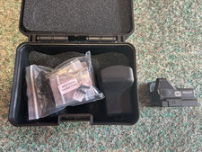 AIRSOFT Grace Optics M1  reflex red dot sight Black INC mounts and hard case