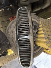 GRILLE FULL CHROME SOVEREIGN / SE Jaguar X-Type 2001-07 Radiator Grille C2S38388