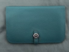 Hermés Paris Dogon Light Blue Leather Purse, includes additional pouch.