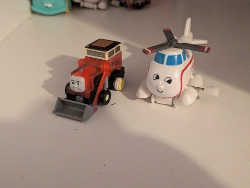 Thomas friends capsule - &,
