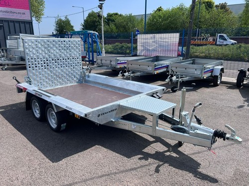 New plant mini digger - mini,