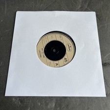 LINDISFARNE - Run For Home - 7” Single - Ex Con - Au1