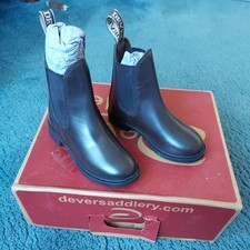 DEVER RIO CHILD SIZE 9(28)