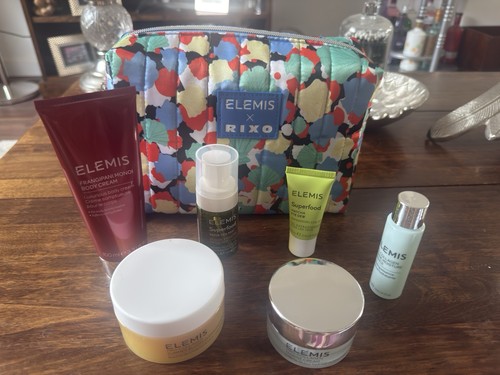 Elemis travel kit nixon gift - elemis,