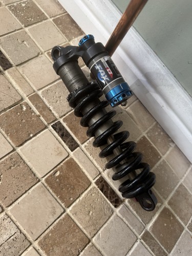 Fox dhx coil rear - 5.0,