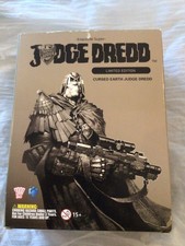 Hiya Toys Judge Dredd