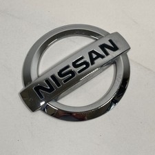 2007-2011 Nissan Versa Emblem
