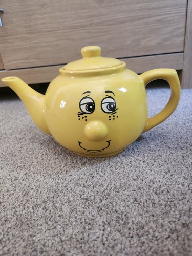 Trade winds tea pot - trade,