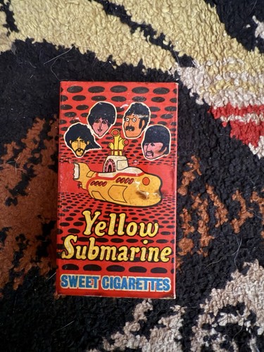 The beatles yellow submarine - yellow,