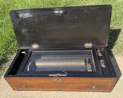 Antique 1800 large - antique, 18”