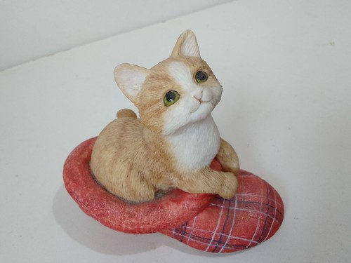 Cat ornament leonardo home - ornament,