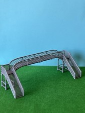 00 Gauge 1:76 Model Railway platform footbridge scenery 
