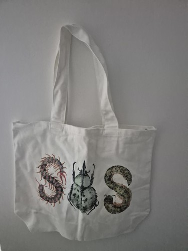 Cream bug design shoulder tote - cream,