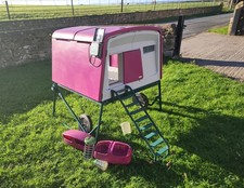 Omlet Eglu Cube MK2 Chicken Coop with Automatic Door, Wheels,  Cover and Feeder