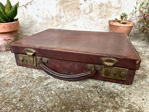 Vintage small brown - vintage,