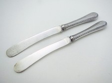 Pair 1918 Sheffield English Silver Handle Dessert Knives Butter Spreader Wheat