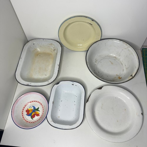 Vintage enamelware plate set - vintage,