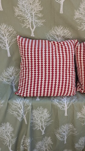 Ikea set two cushions - of,